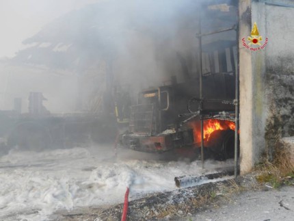 Incendio alla Futura Conglomerati di Potenza Picena