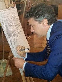 Il Rettore Unicam Flavio Corradini firma la "Camerino Declaration"