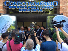 L'inaugurazione della nuova sede di Confcommercio a Macerata