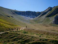 il Monte Bove, meta di escursioni, con l'impianto della funivia ora dismesso