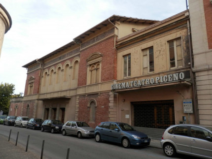 L'ex cinema Politeama "Piceno" di Tolentino