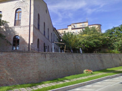 L'Ostello Ricci visto da via D. Pantaleoni, a Macerata