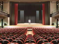 L'interno del teatro Rossini a Civitanova Marche (Mc)