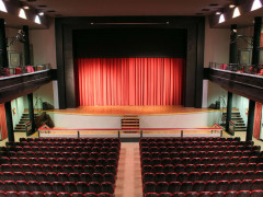 L'interno del teatro Rossini a Civitanova Marche (Mc)