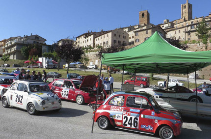 Le verifiche tecniche prima del Campionato Italiano Velocità Auto Storiche