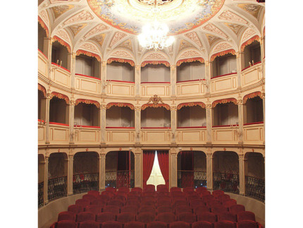 Il teatro di San Ginesio (Macerata)