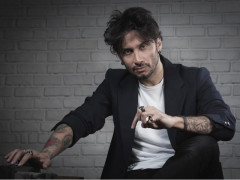 Il cantautore Fabrizio Moro