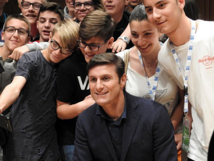 Javier Zanetti in visita a Tolentino