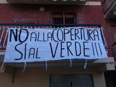 La protesta dei residenti di Viale Vittorio Veneto di Tolentino