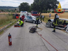 Incidente stradale lungo la Cimarella