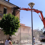 Demolizione edificio a Castelraimondo in Viale Europa