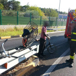Incidente in bicicletta in via dei Velini a Macerata