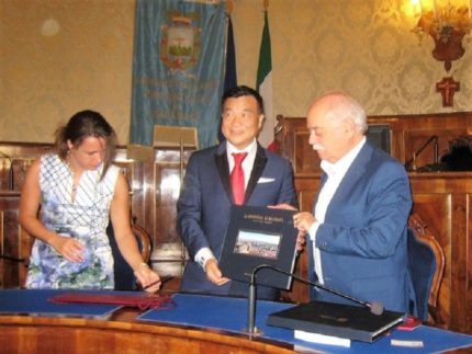 Delegazione cinese ricevuta dalla Provincia di Macerata