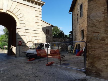 Cantiere Porta Romana a San Severino