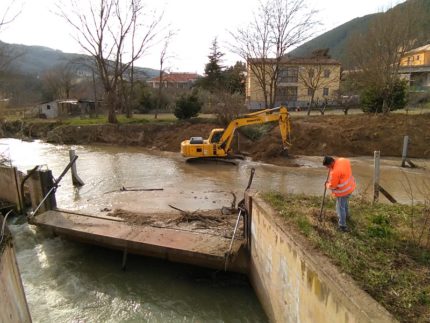 Interventi sulle sponde del fiume Potenza a San Severino