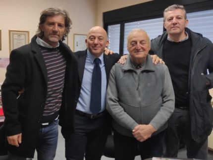 Il sindaco di Camerino Sandro Sborgia con tre nuovi collaboratori