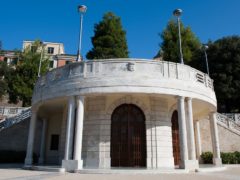 Rotonda dei giardini Diaz a Macerata