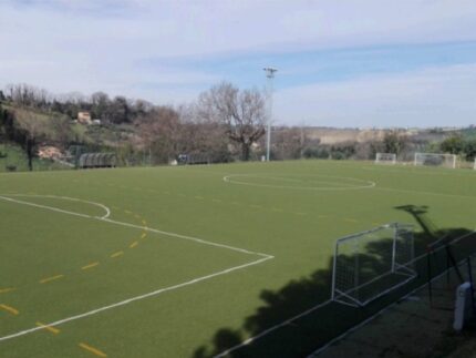 Campo di calcio nel quartiere Pace a Macerata