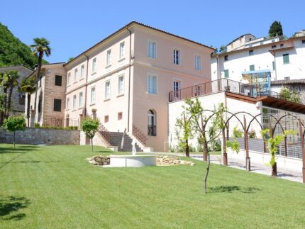 Palazzo Claudi a Serrapetrona