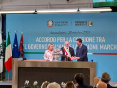 Firma Accordo per la coesione tra Governo e Regione Marche