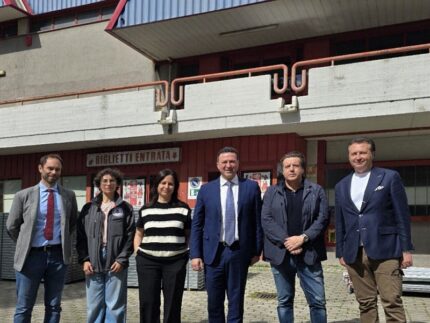 Inizio dei lavori al palasport "Chierici" di Tolentino