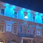 Municipio di San Severino illuminato di azzurro