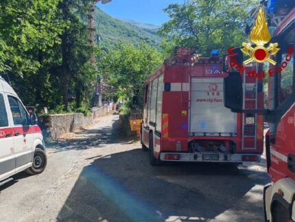 Soccorsi a un operaio vittima di malore a Ussita